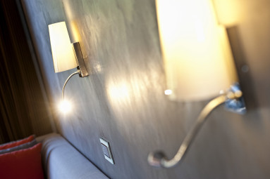Hotel Parco San Marco - Dettaglio lampade su letto