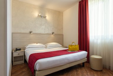 Hotel Simon a Pomezia #01